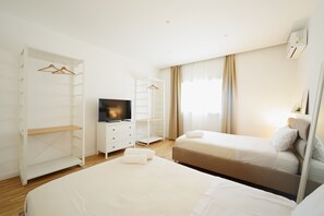 2 bedrooms, WiFi, bed sheets