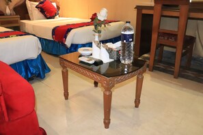Deluxe Twin Room, Air conditioning, City View | In-room safe, desk, laptop workspace, soundproofing