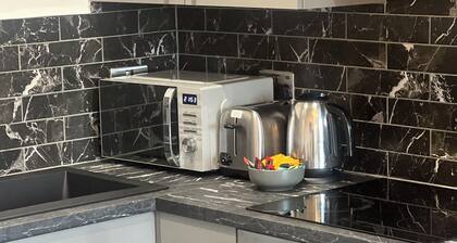 Close to city centre, Free Parking