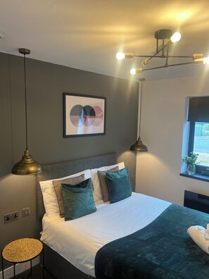 1 chambre, fer et planche à repasser, Wi-Fi gratuit, draps fournis