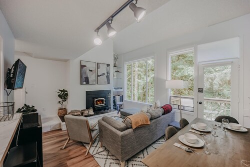 Snowater Condo #42 - Wifi - Pets Ok