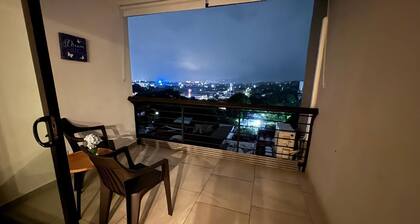 Spacious 3-bedroom apartment with fabulous View in San Salvador