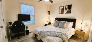 3 Schlafzimmer, Bügeleisen/Bügelbrett, WLAN, Bettwäsche