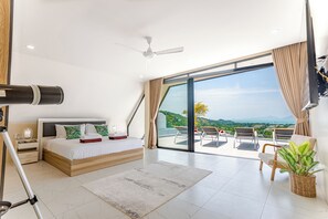 7 soverom, safe på rommet, skrivebord og wi-fi (inkludert)