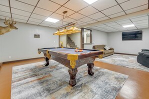 Games room - 9 Mi to Downtown Rushville: Cozy Getaway w/ Grill (Rushville)
