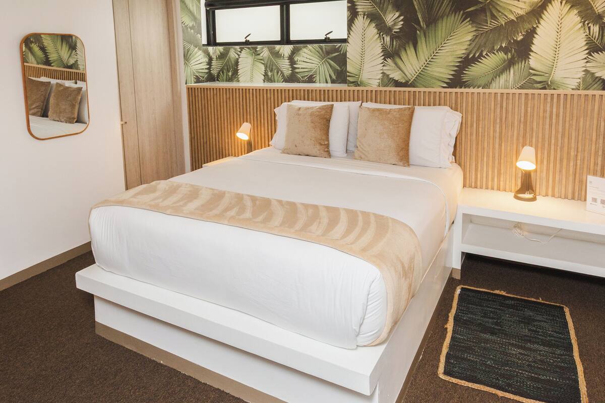 Suite, City View | Premium bedding, down comforters, in-room safe, desk