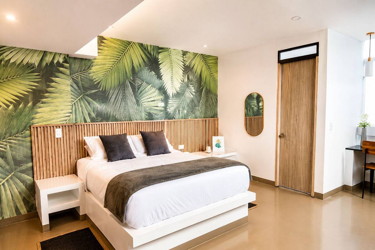Standard Suite | Premium bedding, down comforters, in-room safe, desk