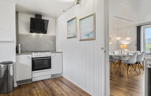 Stunning home in Blokhus with WiFi