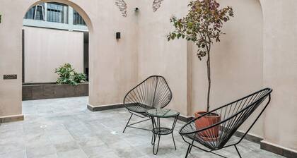 Primavera By Homirent