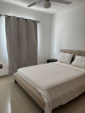 WiFi, bed sheets