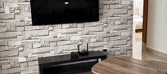 Charming 3-bedroom apartment with Wi-Fi, AC in welcoming Santo Domingo Este.