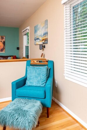 Interior - ✨ Ultimate Fairfax Stay | Work & Explore | Near DC, Metro, Dining! ✨ (Fairfax)