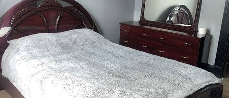 1 chambre, fer et planche à repasser, Wi-Fi