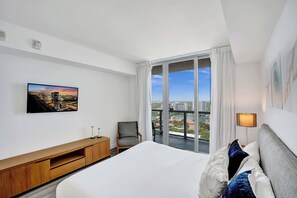 2 bedrooms, iron/ironing board, travel cot, WiFi
