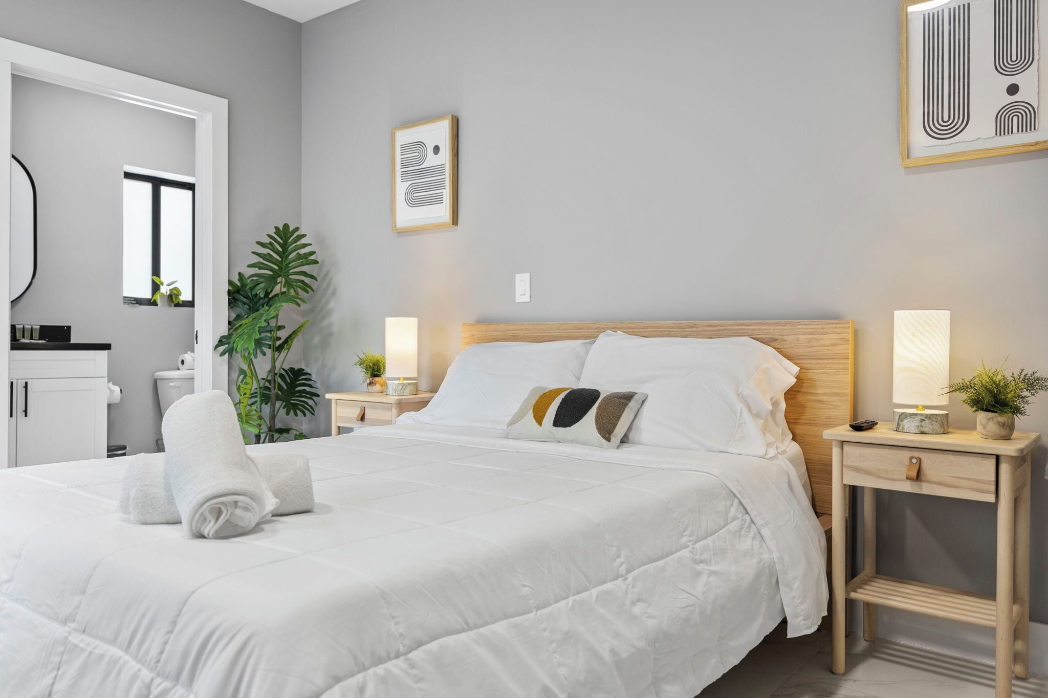 Premium bedding, iron/ironing board, free WiFi, bed sheets