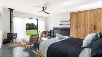 1 chambre, fer et planche Ă repasser, accĂšs Internet