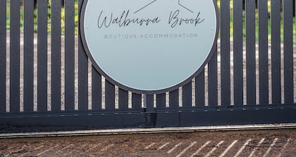 Chalet Grove | Walburra Brook Off-grid Luxury stay