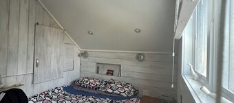 Spacious 4-bedroom house with WiFi and room-by-room ACs in charming Ocean Beach