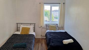 2 bedrooms, free WiFi, bed sheets