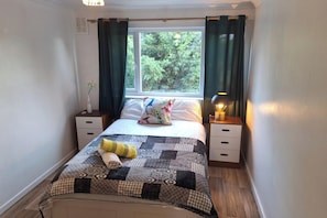 2 bedrooms, free WiFi, bed sheets