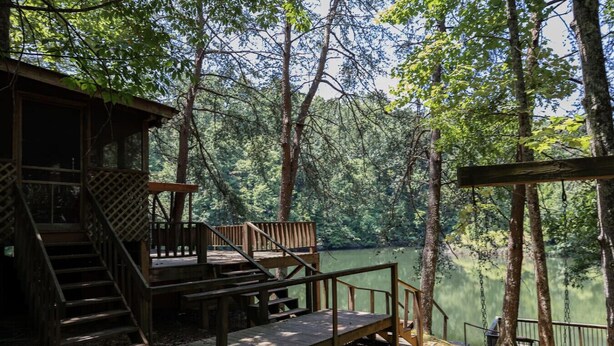 Property grounds - Cabin on the lake! Hot tub, fishing, pool access! (Sevierville)