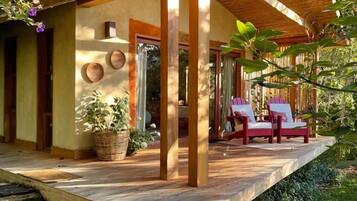 Chambre Confort Double ou avec lits jumeaux, balcon, vue montagne | Wi-Fi gratuit