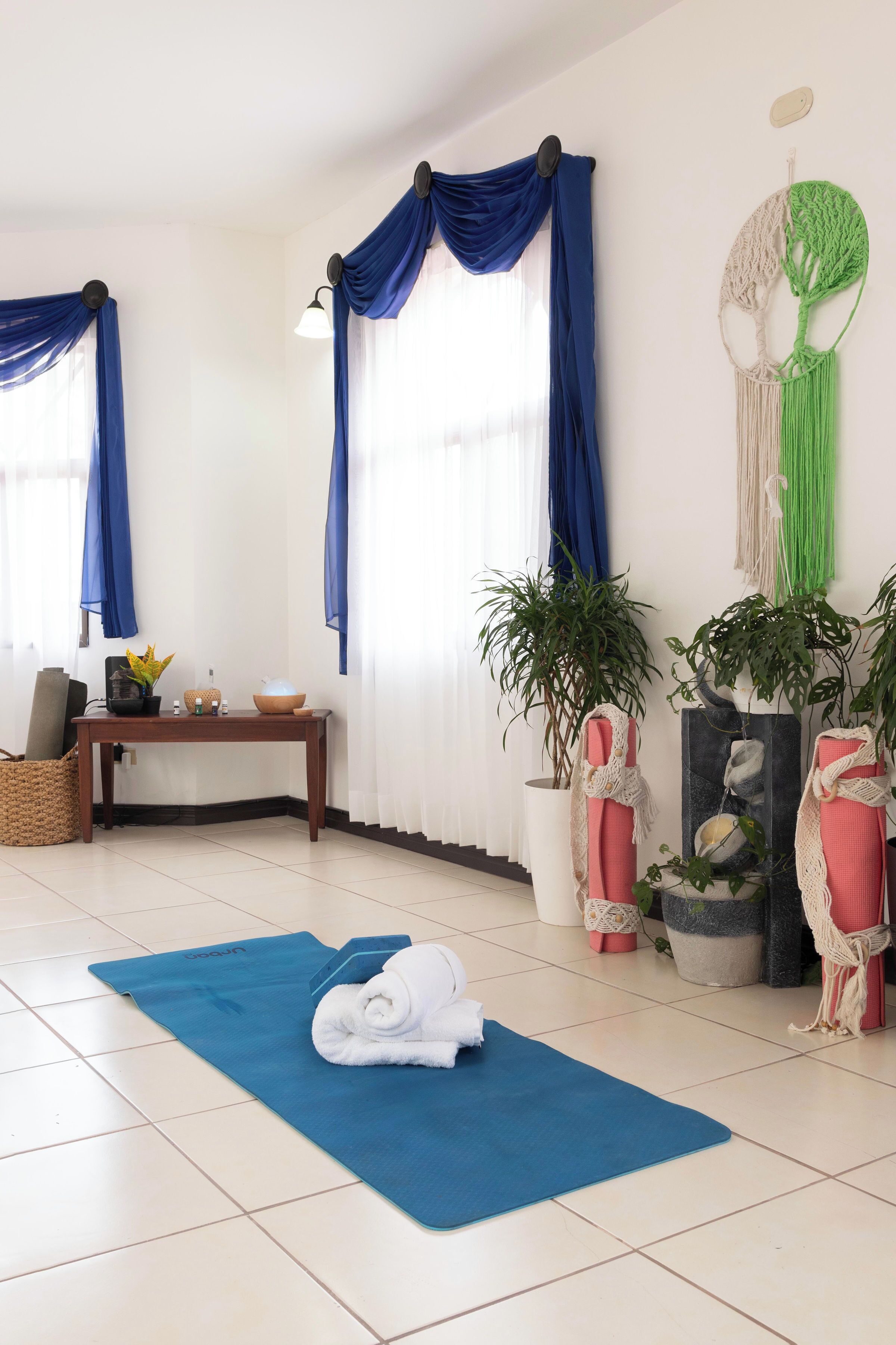 Photo - Brisas del Aeropuerto Airport Breezes inn