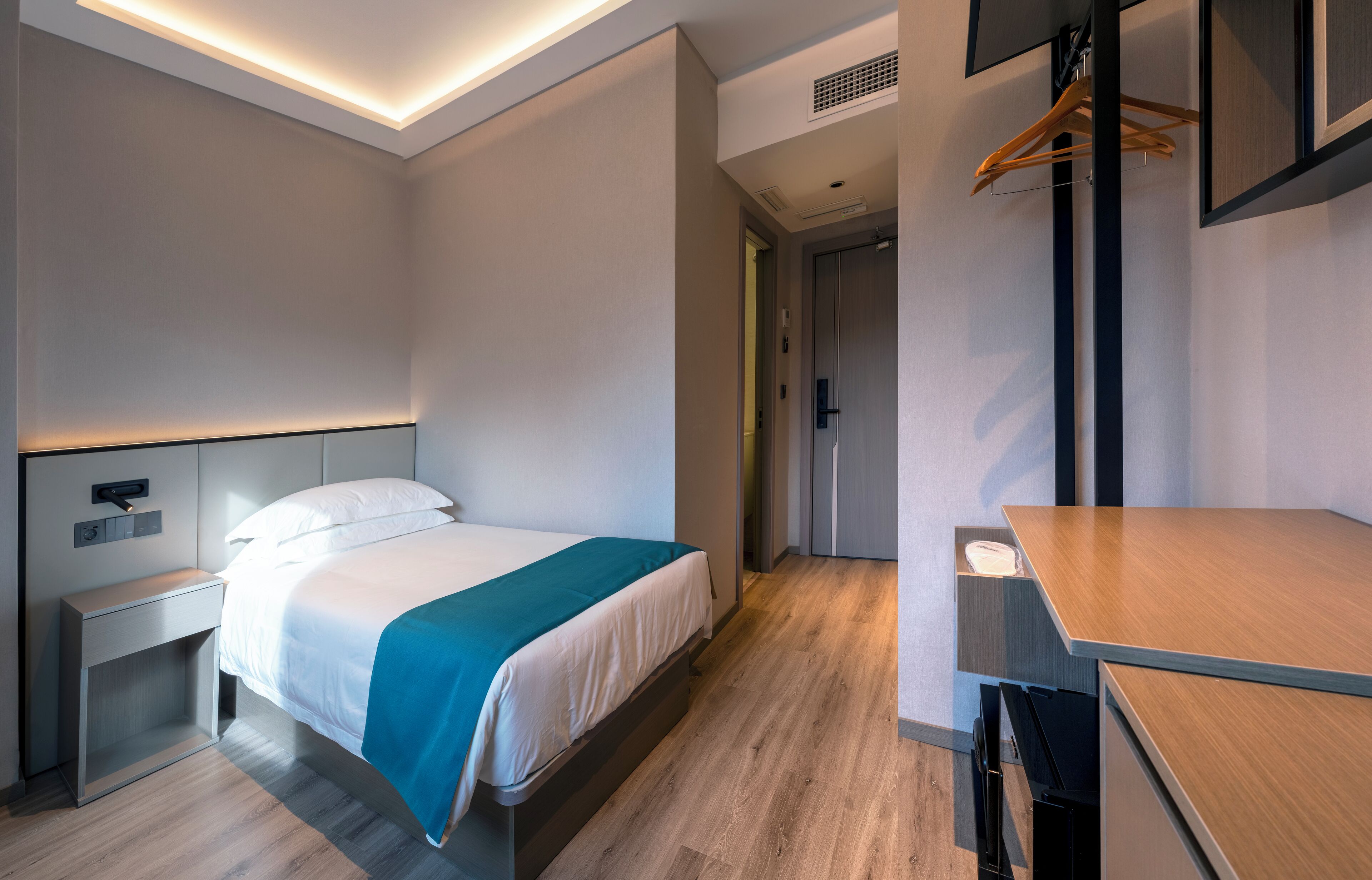 Caja de seguridad en la habitación y cortinas blackout 