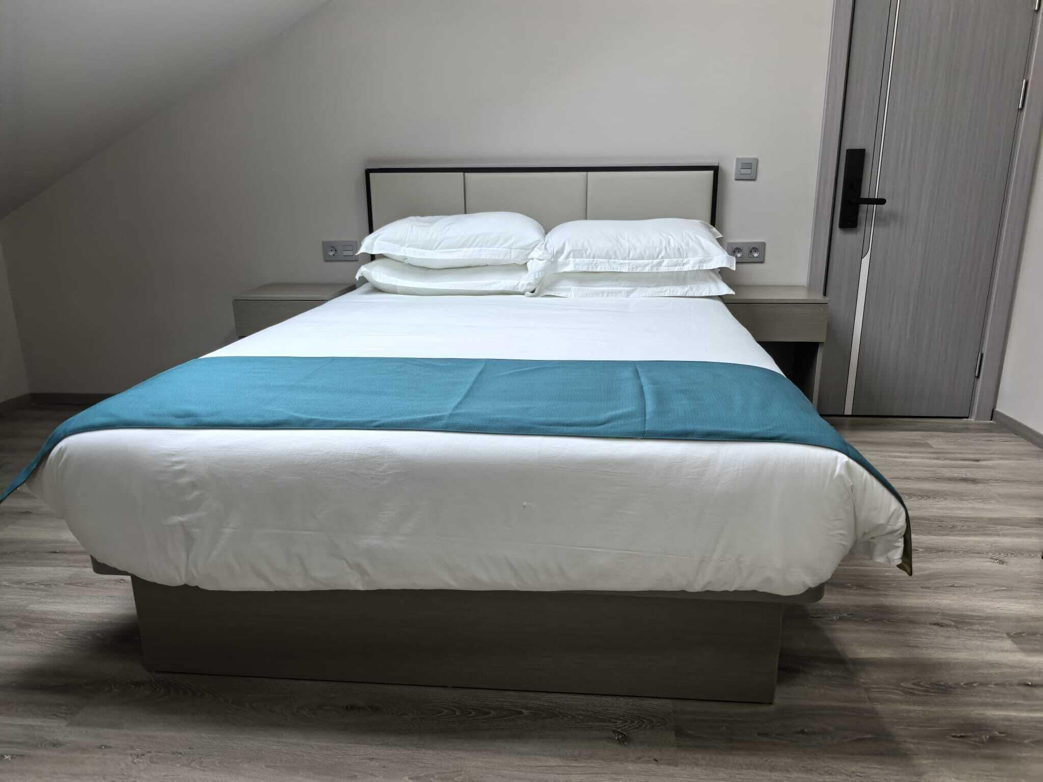 Suite Studio Deluxe | Coffres-forts dans les chambres, rideaux occultants