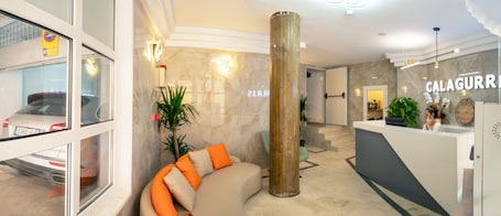 Recepción. Hotel Calagurris