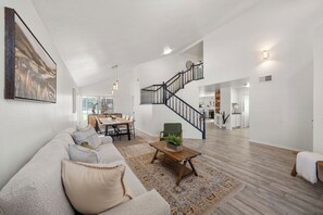 TV, fireplace, foosball - The Alto Azul, Spacious Pool, Jacuzzi, Pool View Deck, 4 Bedroom Home, Game Room (Hemet)