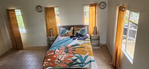 4 chambres, fer et planche à repasser, Wi-Fi, draps fournis