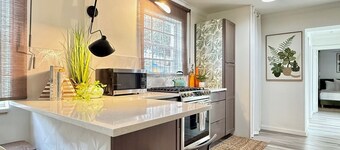 3-bedroom house in lovely West Palm Beach with Fast WiFi, KING Bed