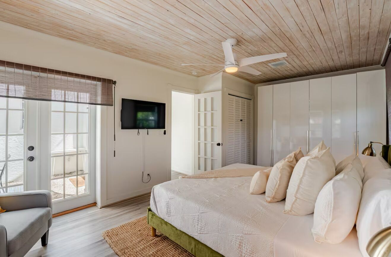 3 chambres, fer et planche à repasser, lit parapluie, Wi-Fi gratuit