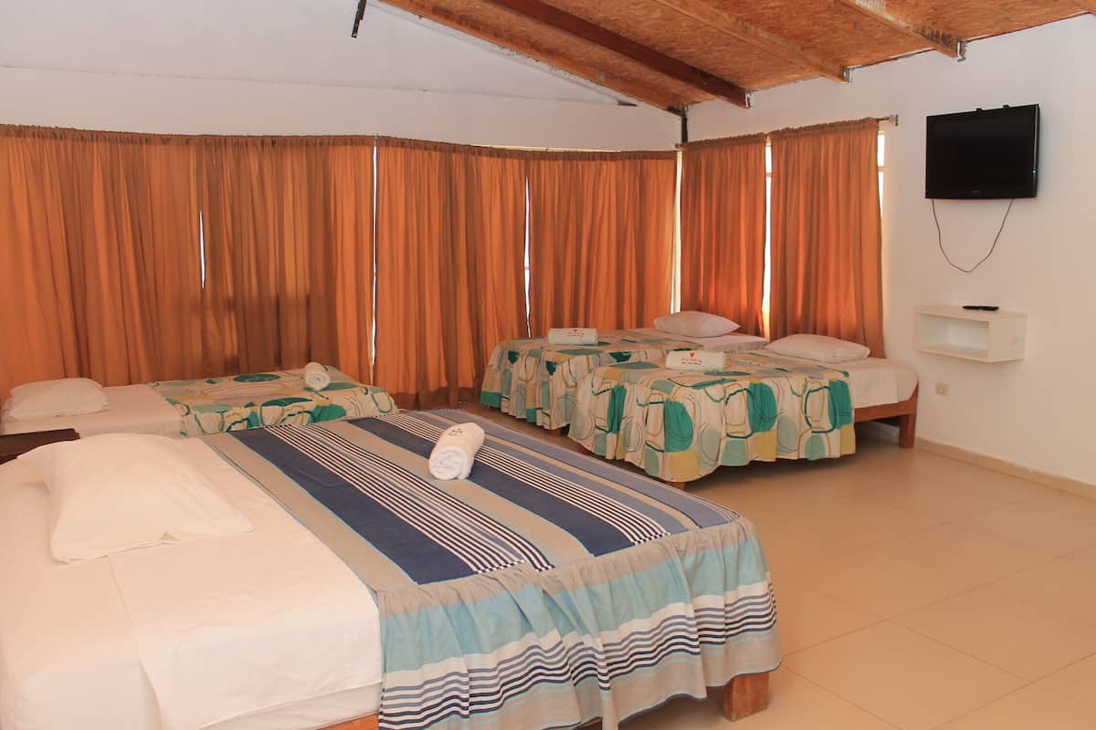 Chambre Quadruple, vue mer