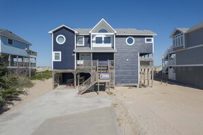 Exterior - 7674- The Sweet Escape, 2026 Luxury Reno: Oceanfront Pool & Hot Tub (Avon)