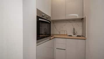 Uuni, liesi