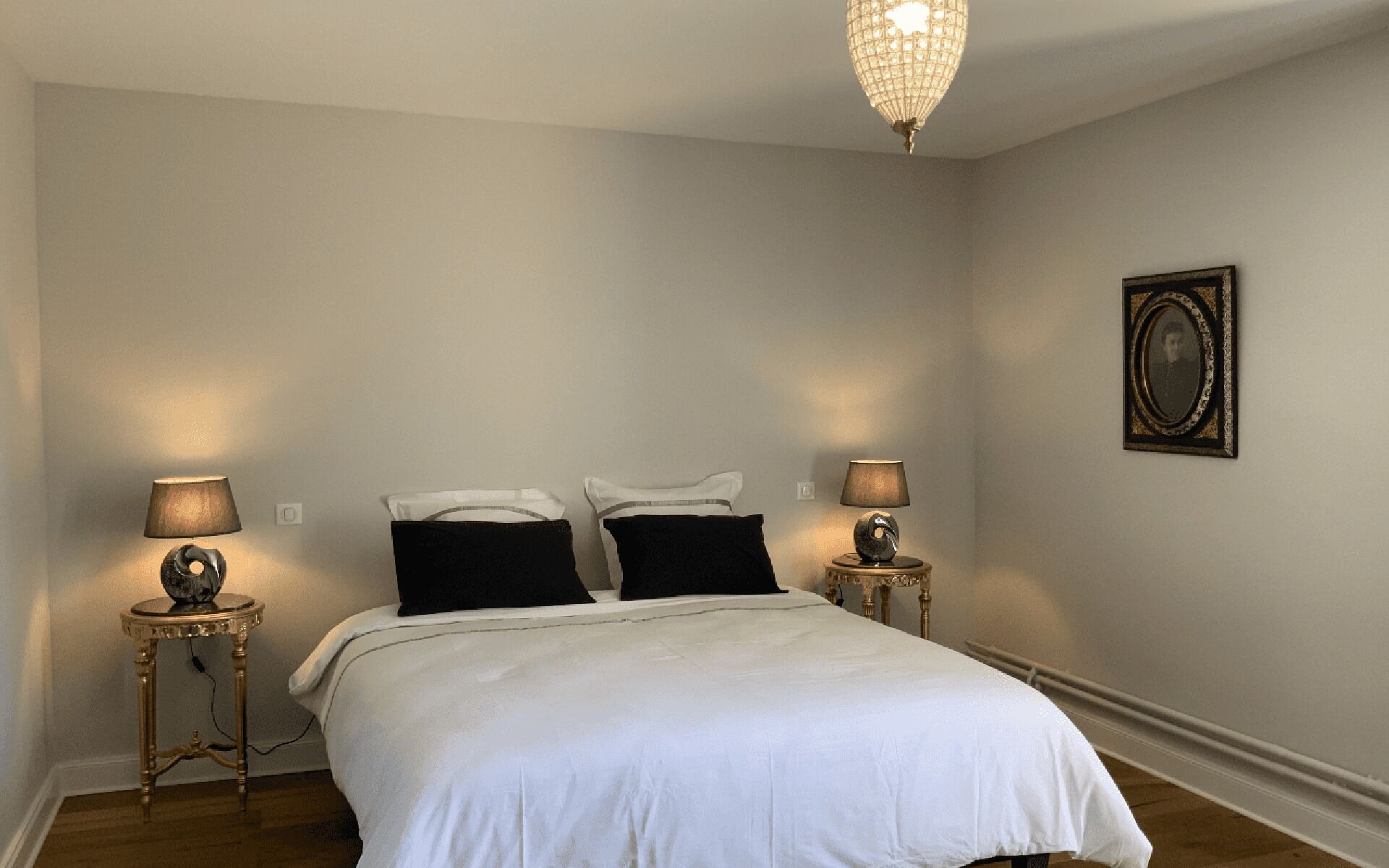 Accès Internet, draps fournis