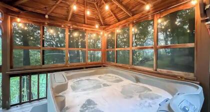 Mountain View’s with hot-tub