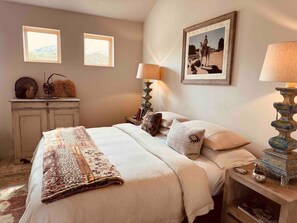 1 多间卧室、办公桌、熨斗/熨衣板、WiFi