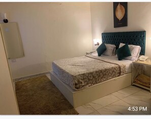 1 camera, Wi-Fi, lenzuola