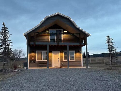 New Luxury Barn at Stoney Farms NO CHOREs