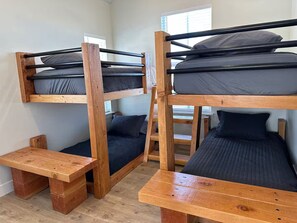 2 chambres, fer et planche Ă repasser, Wi-Fi, draps fournis