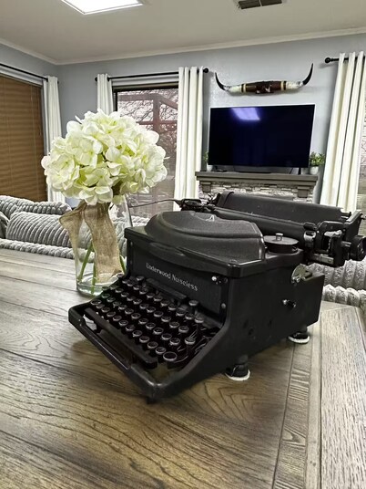 Lallygag Lane's Country Getaway