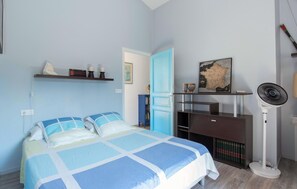 4 camere, culla da viaggio, Wi-Fi gratuito