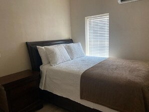 WiFi, bed sheets