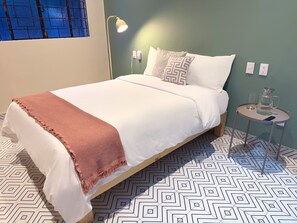 1 bedroom, iron/ironing board, WiFi