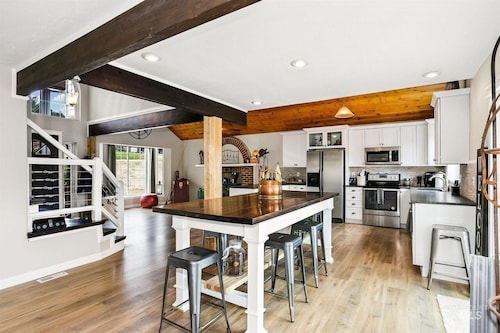 Scenic Nest in the Wilderness: Beautiful, Boise Area Mountain Getaway!