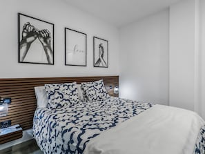 2 bedrooms, WiFi, bed sheets - #12 Santa Cruz Kiko Residences (Santa Cruz de Tenerife)