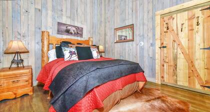 ⛷⛰☀ Bison Peak Lodge ☀⛰⛷
Premier Rocky Mountain Wilderness Lodge on 37 Acres
